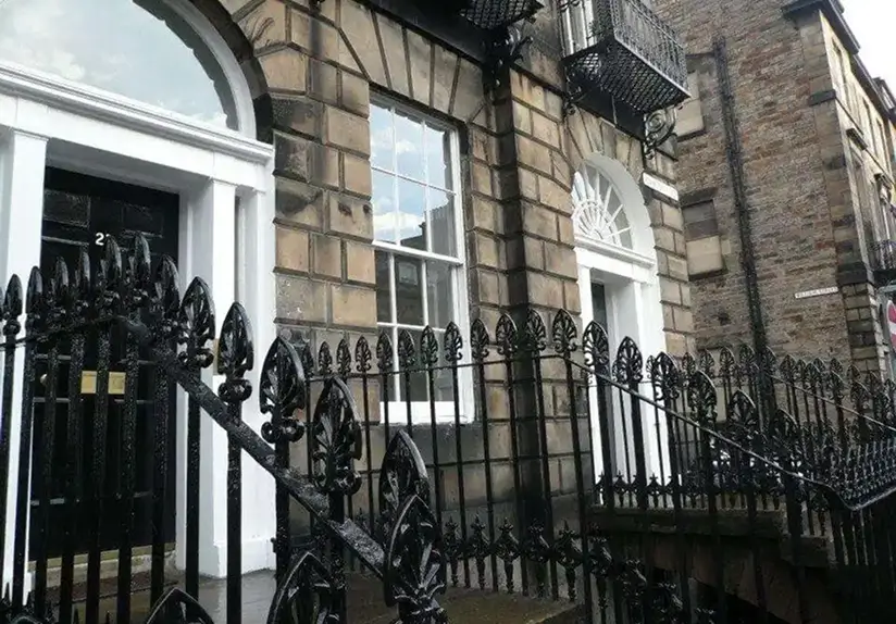 Castle Health Greenwich, our nearest outpatient rehab clinic to Clapham, London